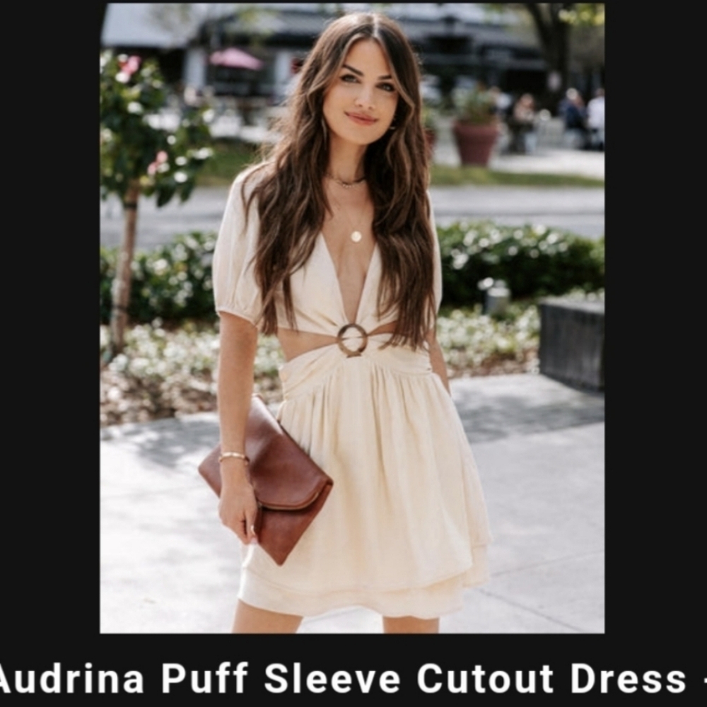 Le Lis Cream Puff Sleeve Cutout Dress